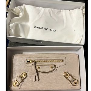 Balenciaga Wallet with coin compartment, new in box